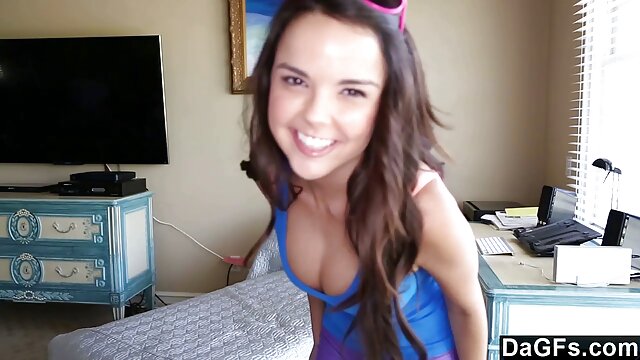 un nouveau film porno francais beau visage d'orgasme 010