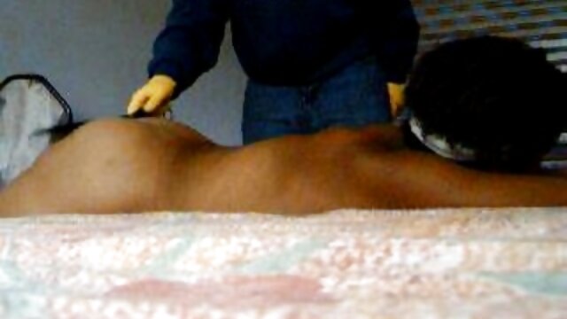 La sexy Bonnie Bee aime les bites - German sites porno allemand Goo Girls