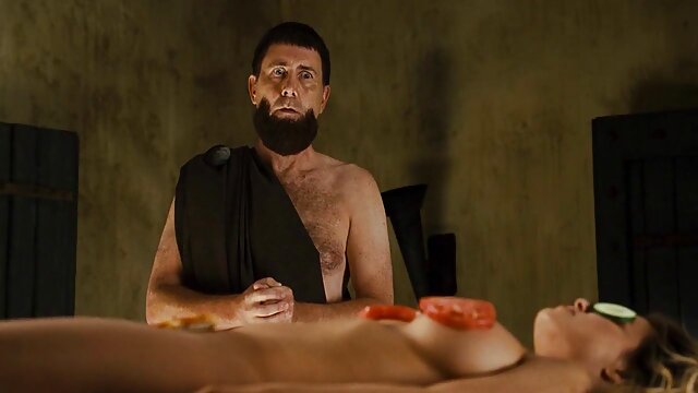 TINY4K demi-soeur vit une baise fantastique avec son film porno drôme demi-frère