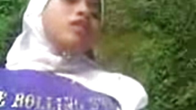 Schlampe pornos french titten und footjob