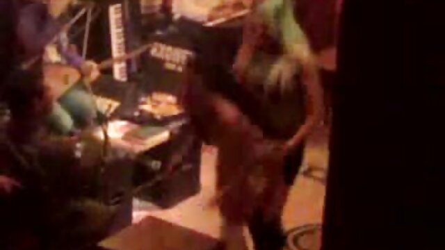 Sweetheart joue avec un gode de cheval films pornographiques gratuits français