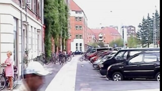 Teen babe belle chatte humide petits seins sites porno allemand baise le cul avec un gode