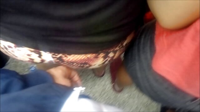 Beau cul de bulle de milf latina en spandex free french porn film