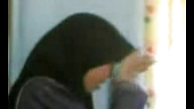 La star star porn french asiatique Maxine X pénètre le modèle de Penthouse Nyssa Nevers!