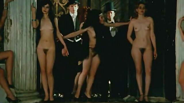 Ado parfaite porno pro fr encrée Canela Skin baisée dans le cul