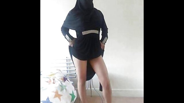 La beauté Anna Rose voulait commencer une porno francais longue duree nouvelle journée en chevauchant une vieille bite