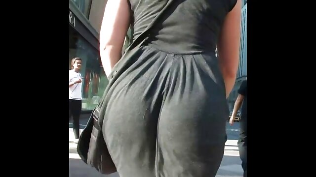 soeur chaude joue avec sa chatte serrée film porno des années 2000