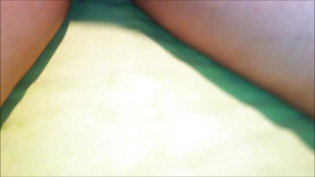 Geile pornos vf deutsche reife Swingerin schon en levrette gefickt