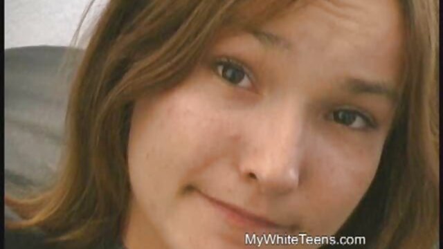 RealityLovers - Amusement star french porn sournois dans la salle de bain