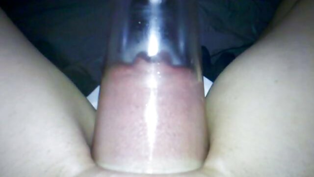 Teen Pale porno français complet gratuit Slut Dans Des Lunettes Baisée Sur Le Lit