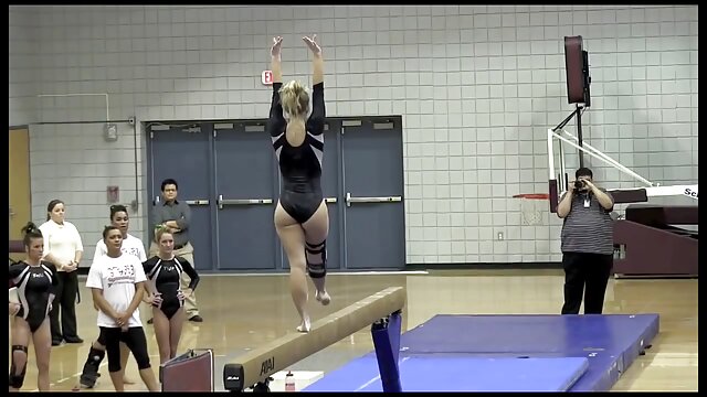 Jeune garçon porno francai gratui baise sa première milf en lingerie