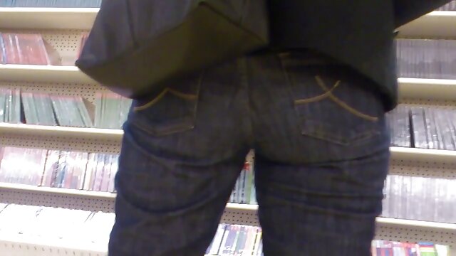 Une films pornos complet en français teen brune chevauche un goujon fort