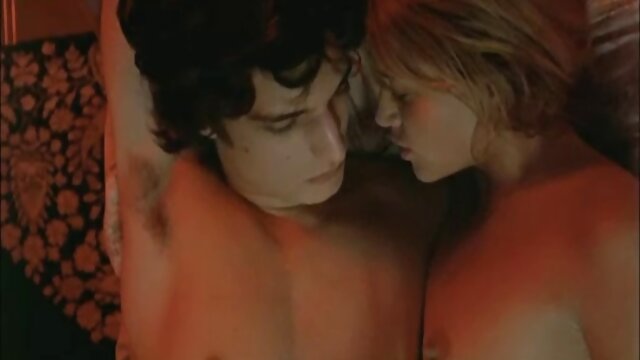 Petite amie film porno francais des annees 80 asiatique traite son petit ami blanc (WMAF)