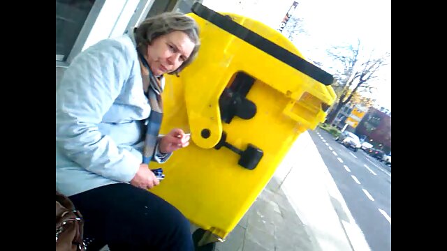 Caméra timide jeune fille séduite par un riche mec le meilleur film porno francais plus âgé