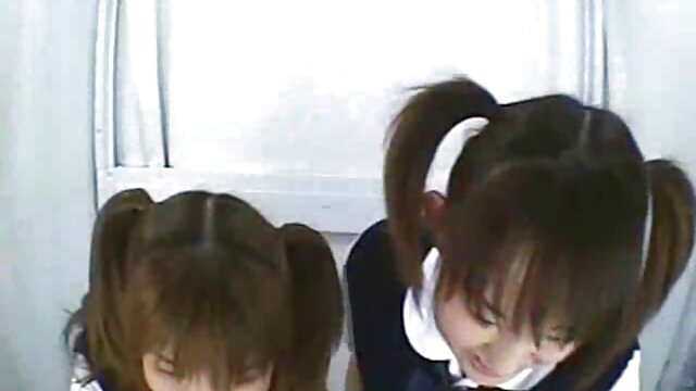 Salopes en chaleur se font défoncer la star porn french chatte et la bouche